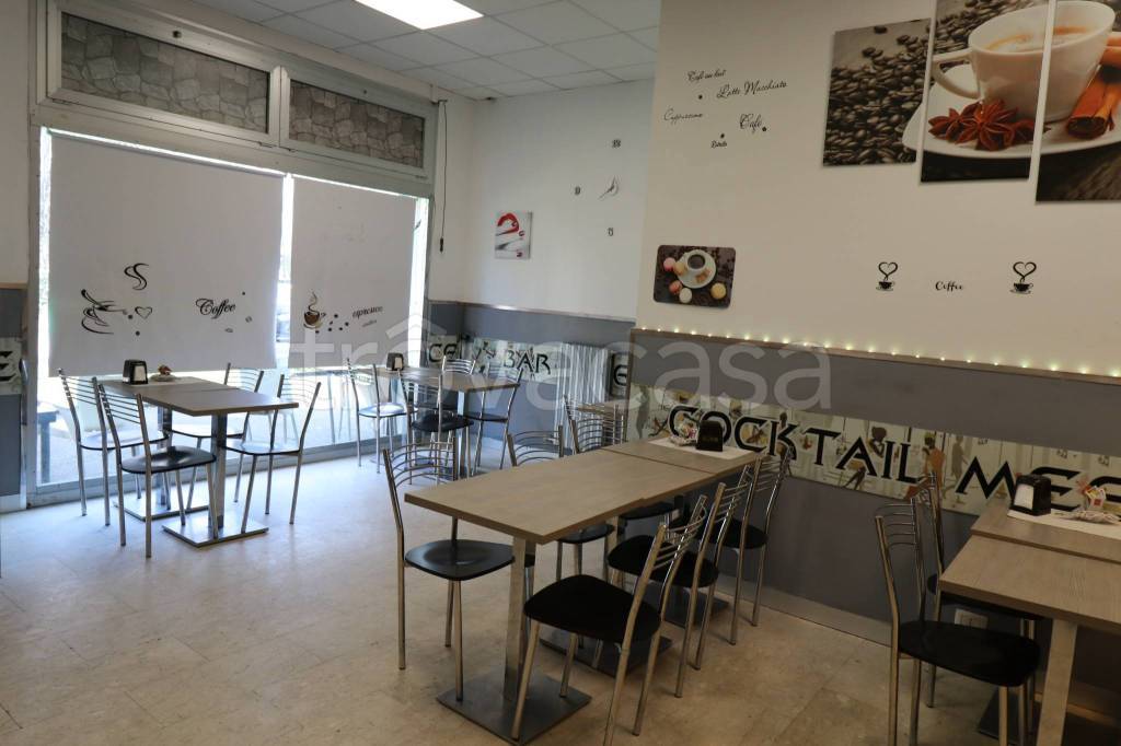 negozio in vendita a Garbagnate Milanese