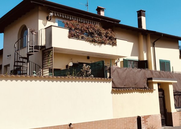 appartamento in vendita a Garbagnate Milanese