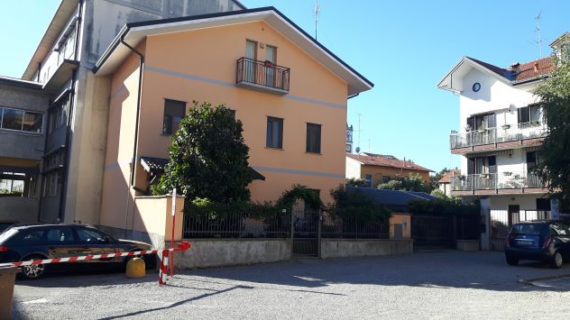 casa indipendente in vendita a Garbagnate Milanese