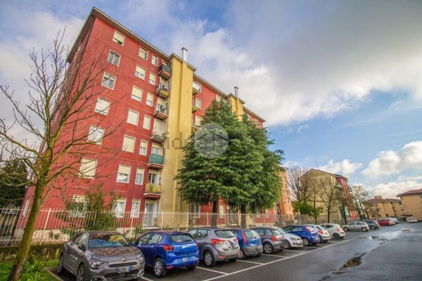 appartamento in vendita a Garbagnate Milanese