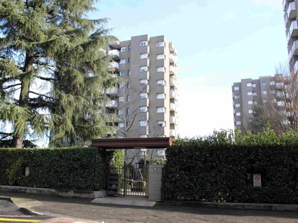 appartamento in vendita a Garbagnate Milanese