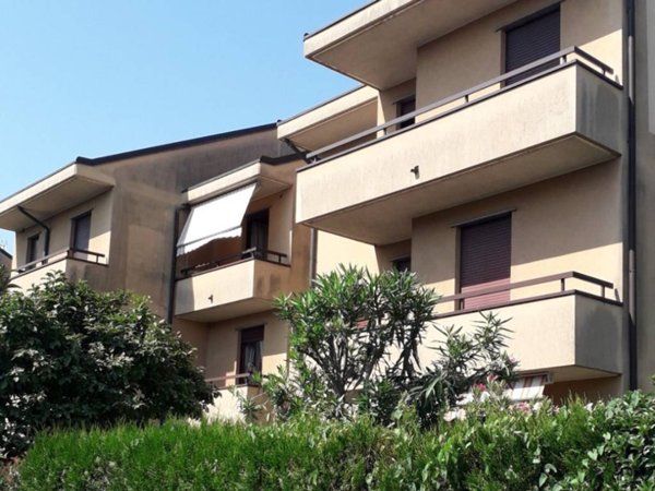 appartamento in vendita a Garbagnate Milanese