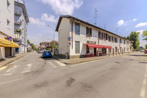 appartamento in vendita a Garbagnate Milanese