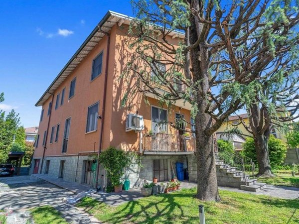 appartamento in vendita a Garbagnate Milanese