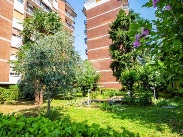 appartamento in vendita a Garbagnate Milanese