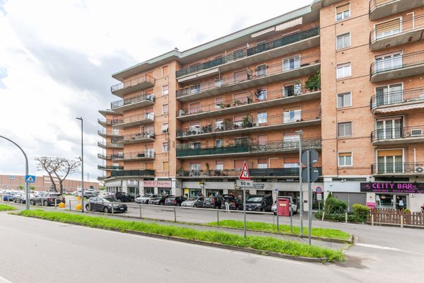 appartamento in vendita a Garbagnate Milanese