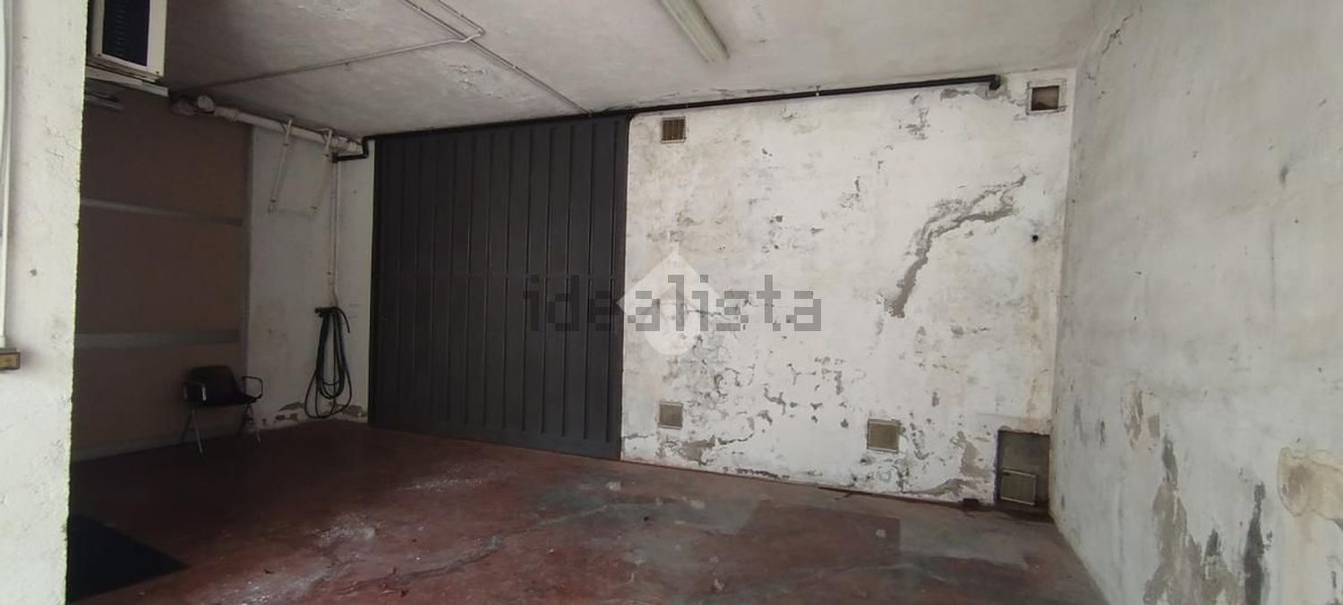 locale di sgombero in vendita a Garbagnate Milanese
