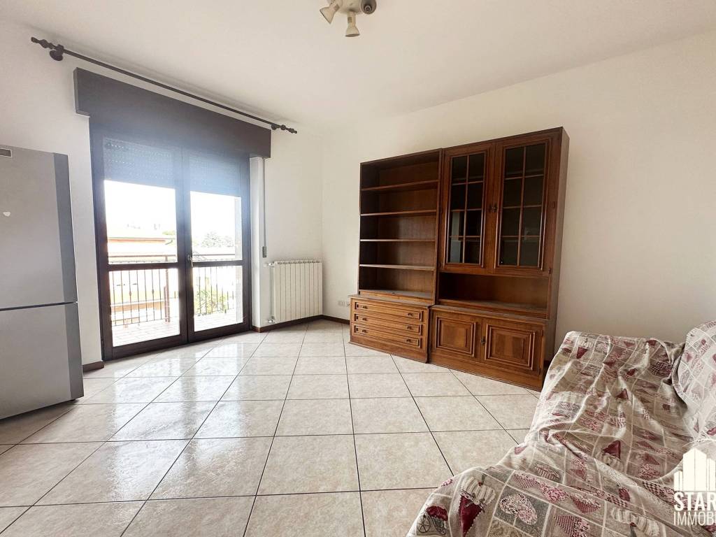 appartamento in vendita a Garbagnate Milanese