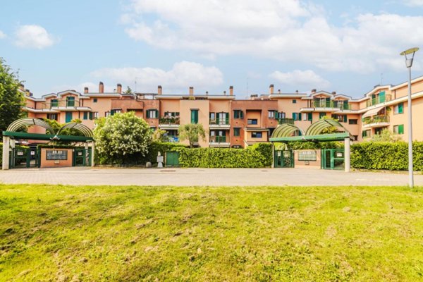 appartamento in vendita a Garbagnate Milanese