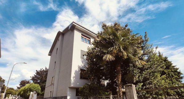 appartamento in vendita a Garbagnate Milanese