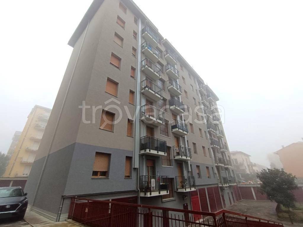 appartamento in vendita a Garbagnate Milanese