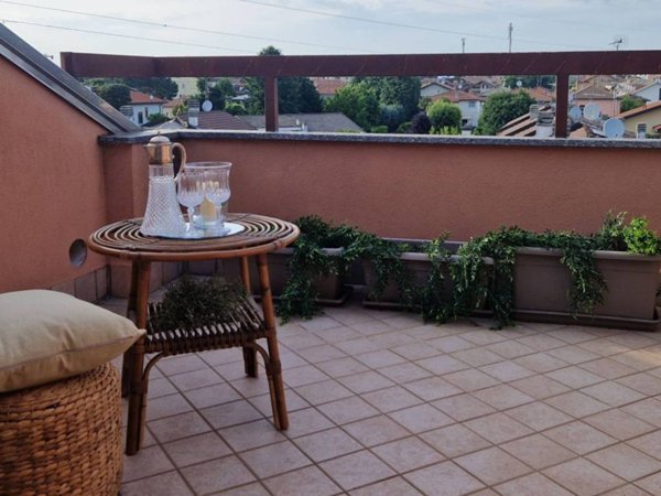 appartamento in vendita a Garbagnate Milanese