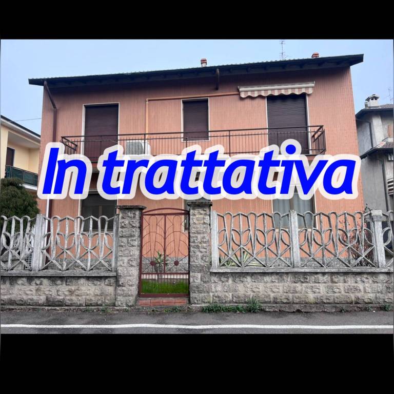 appartamento in vendita a Garbagnate Milanese
