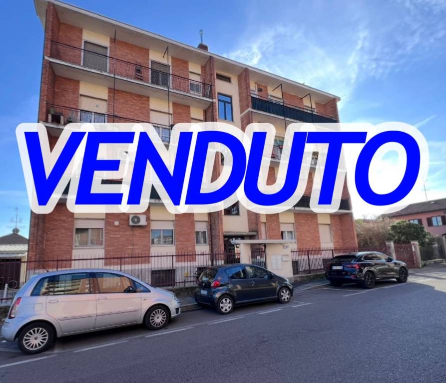 appartamento in vendita a Garbagnate Milanese