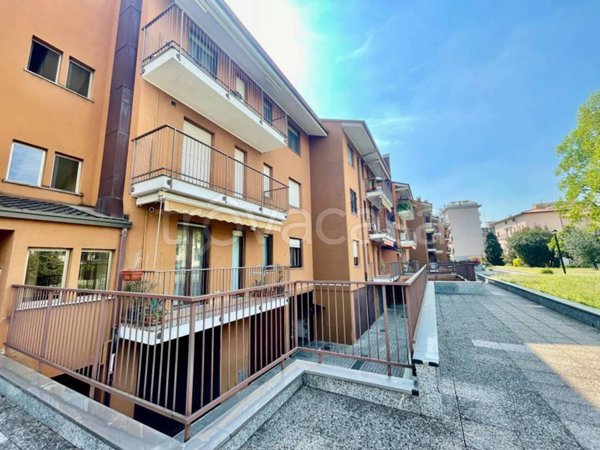 appartamento in vendita a Garbagnate Milanese
