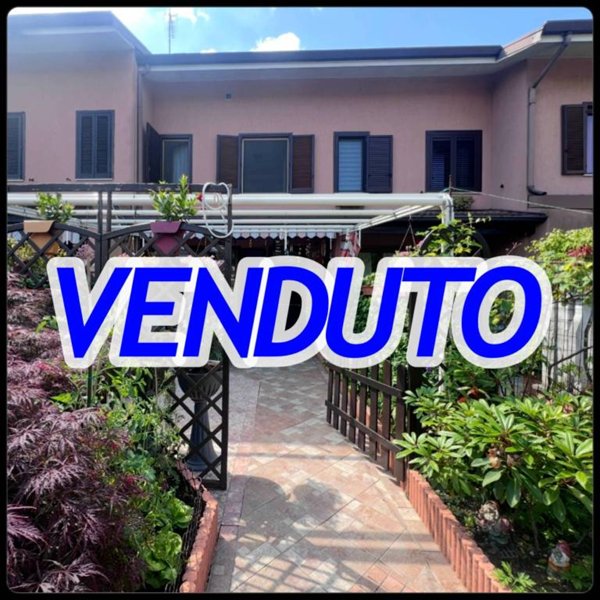casa indipendente in vendita a Garbagnate Milanese