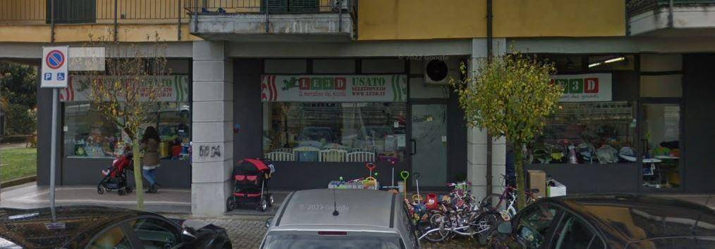 negozio in vendita a Garbagnate Milanese