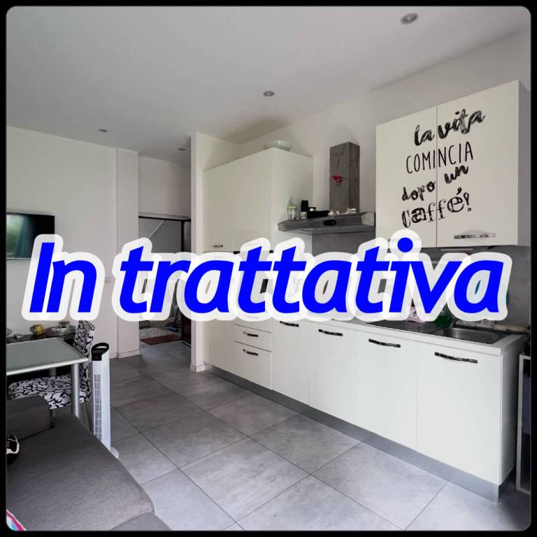 appartamento in vendita a Garbagnate Milanese