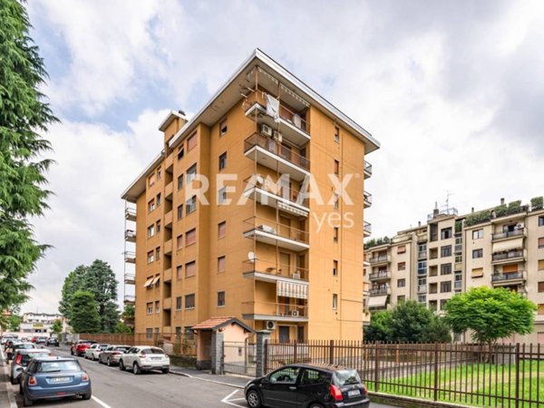 appartamento in vendita a Garbagnate Milanese