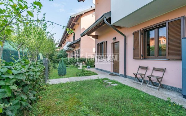 appartamento in vendita a Garbagnate Milanese