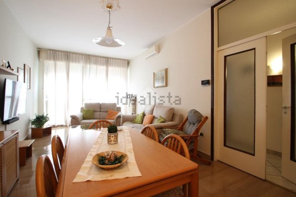 appartamento in vendita a Garbagnate Milanese