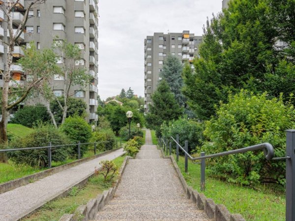 appartamento in vendita a Garbagnate Milanese