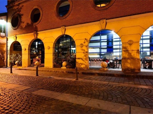 negozio in vendita a Garbagnate Milanese