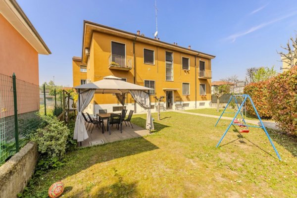 appartamento in vendita a Garbagnate Milanese