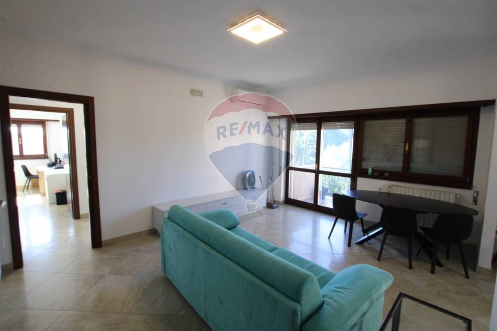 appartamento in vendita a Garbagnate Milanese