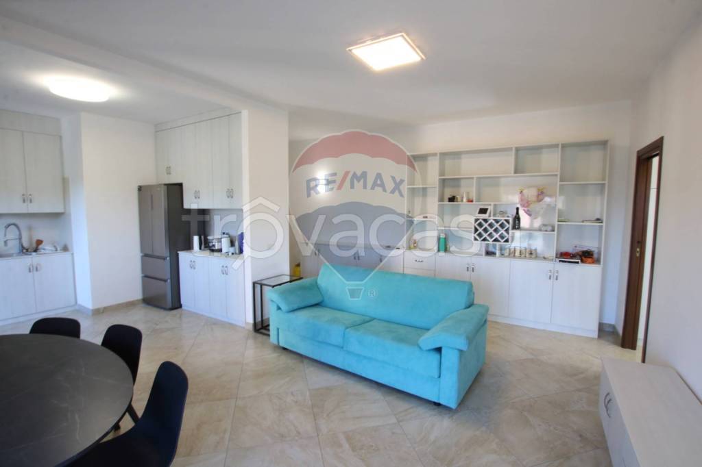 appartamento in vendita a Garbagnate Milanese