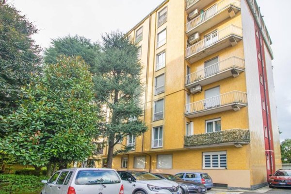 appartamento in vendita a Garbagnate Milanese
