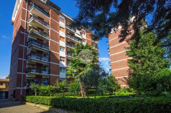 appartamento in vendita a Garbagnate Milanese