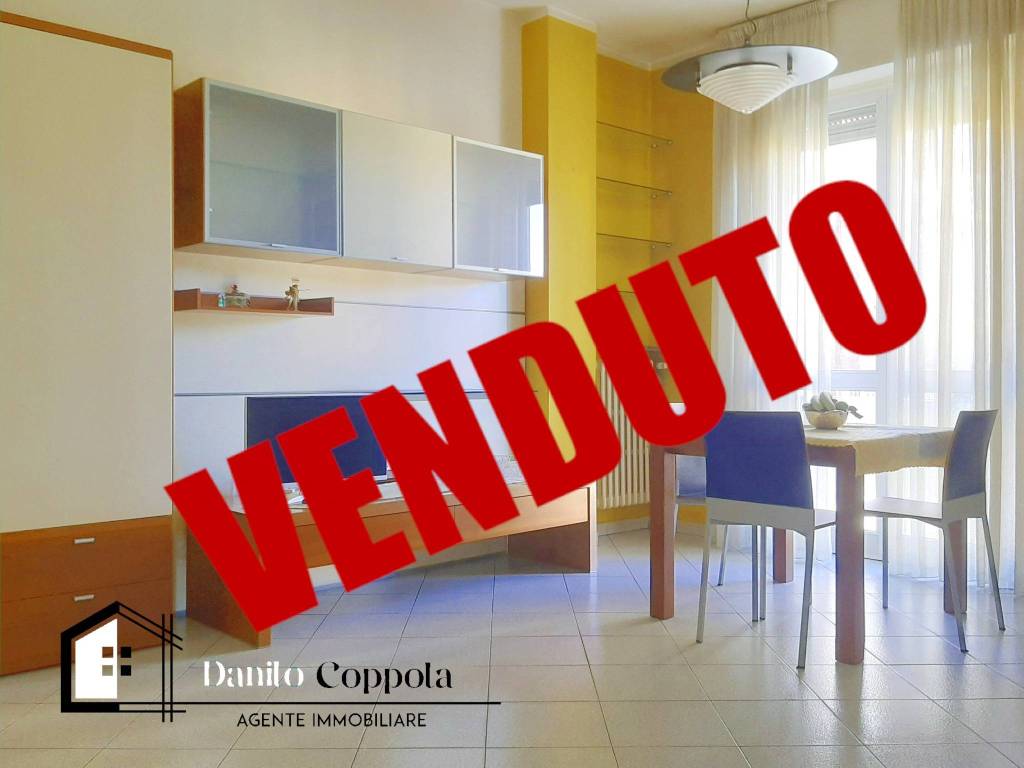 appartamento in vendita a Garbagnate Milanese