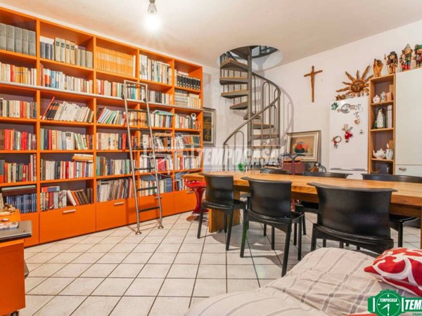 appartamento in vendita a Garbagnate Milanese