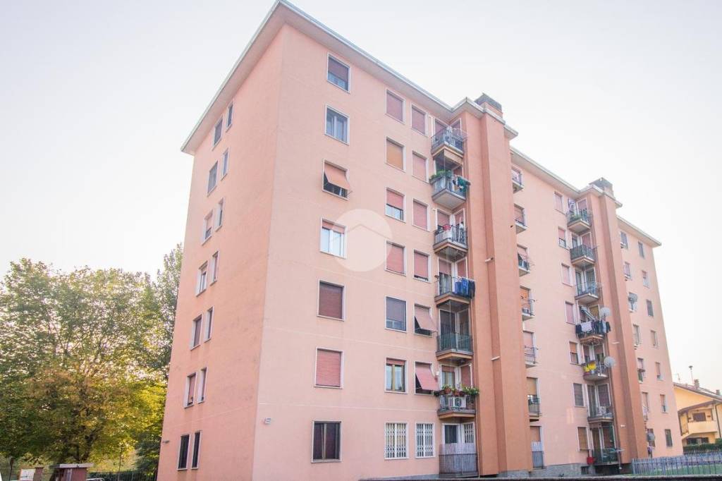 appartamento in vendita a Garbagnate Milanese