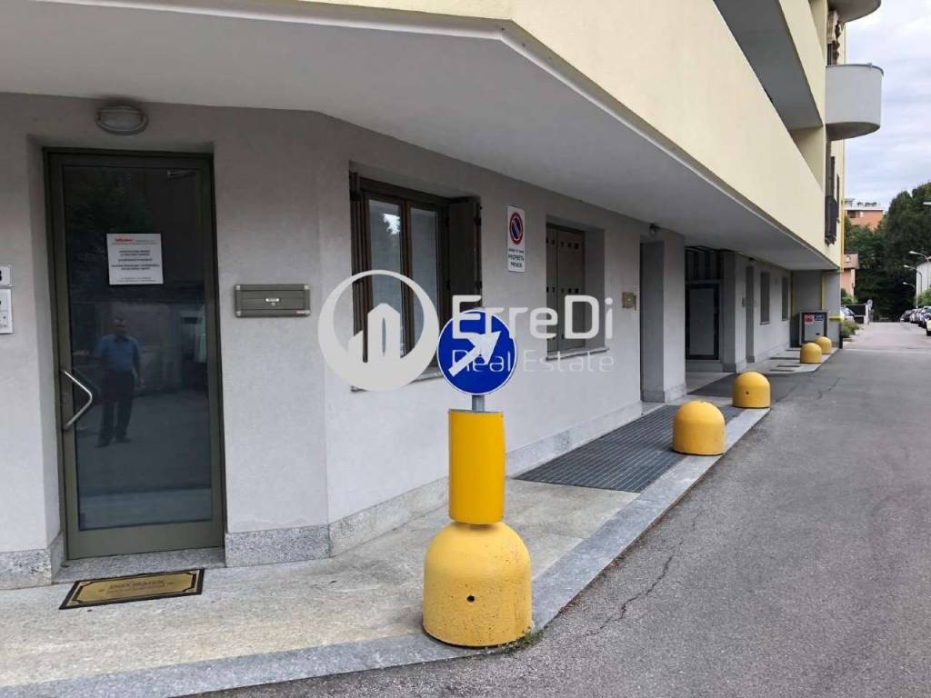 appartamento in vendita a Garbagnate Milanese