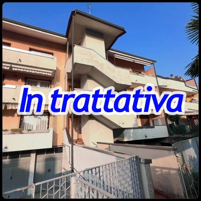 appartamento in vendita a Garbagnate Milanese