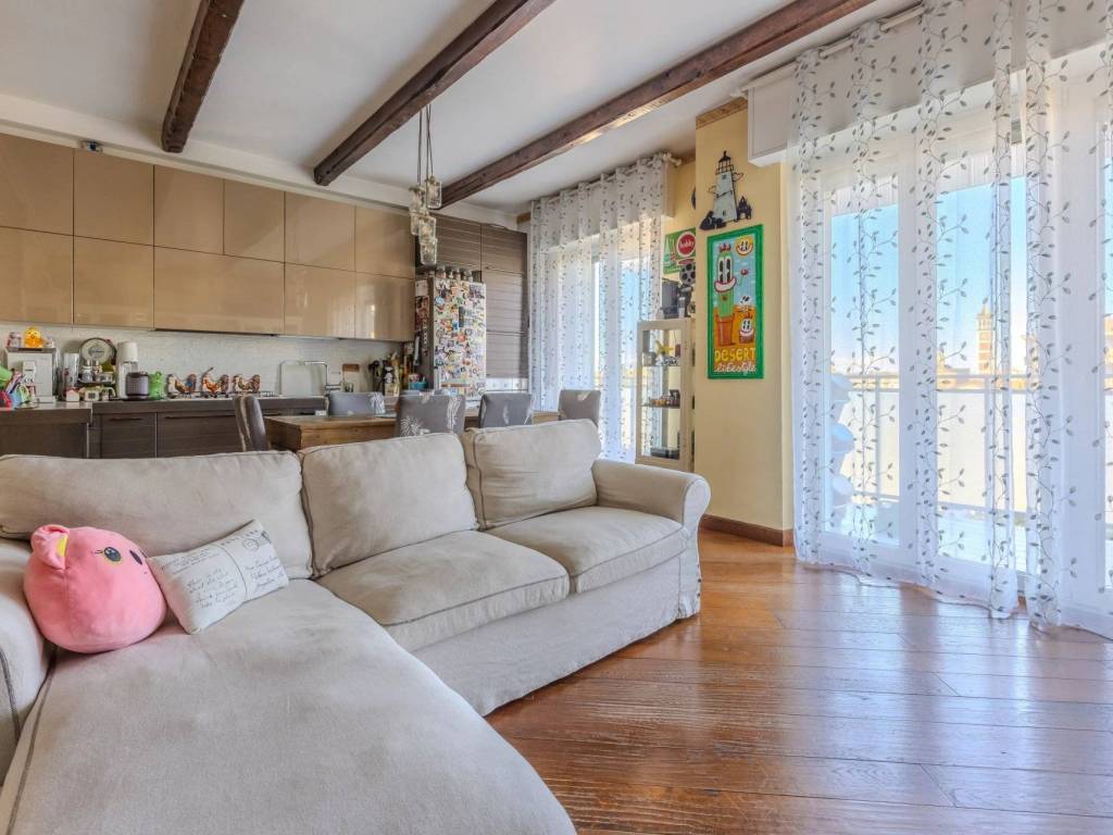 appartamento in vendita a Garbagnate Milanese