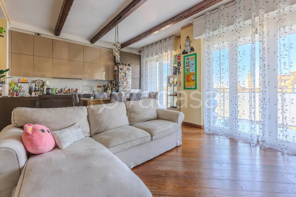 appartamento in vendita a Garbagnate Milanese