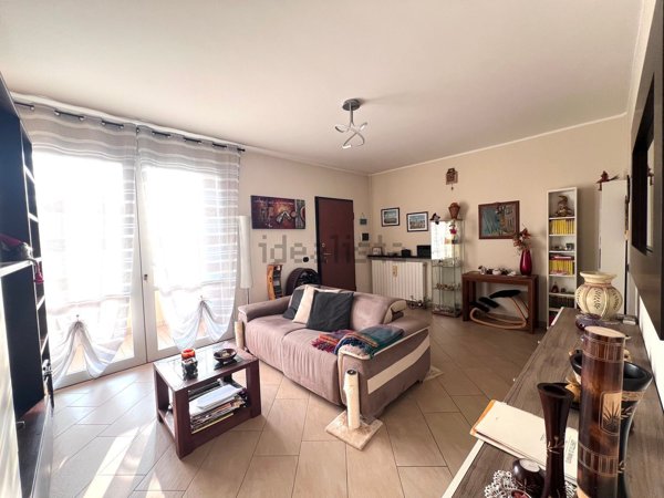 appartamento in vendita a Garbagnate Milanese