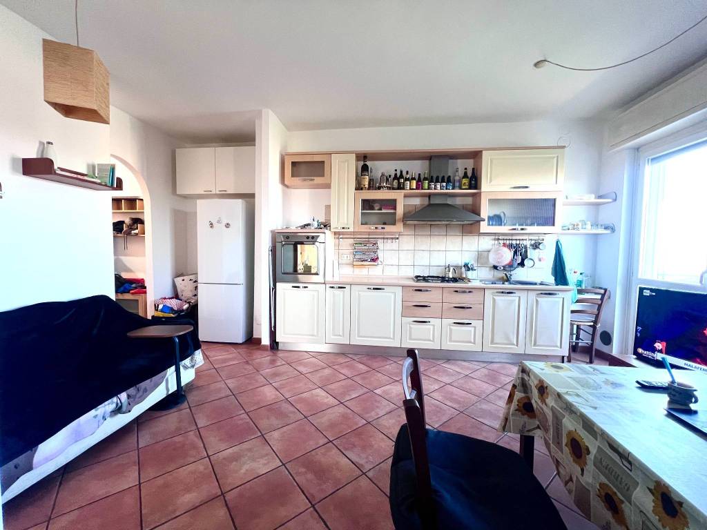 appartamento in vendita a Garbagnate Milanese