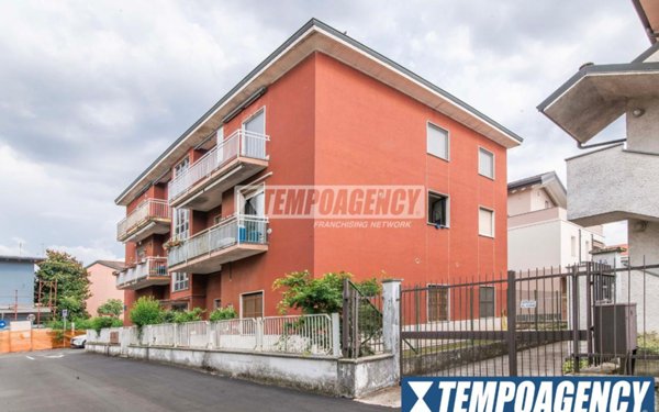 appartamento in vendita a Garbagnate Milanese