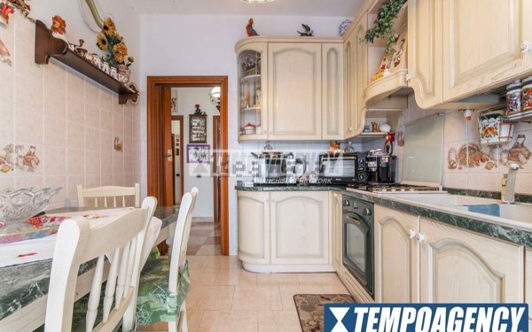 appartamento in vendita a Garbagnate Milanese