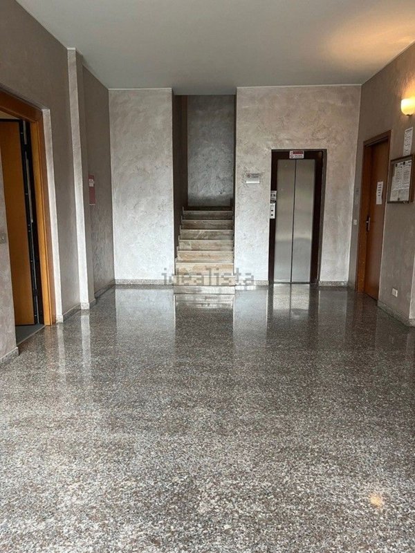 ufficio in vendita a Garbagnate Milanese