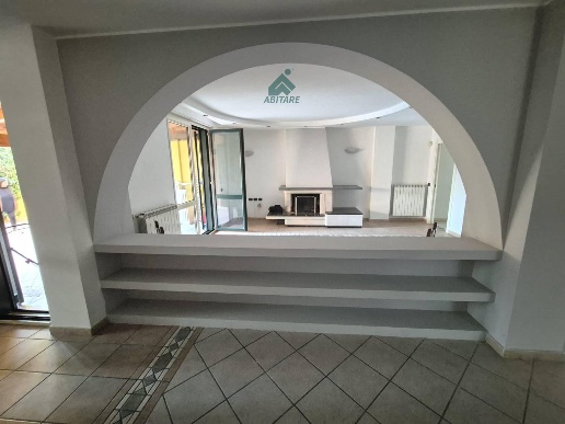 casa indipendente in vendita a Garbagnate Milanese