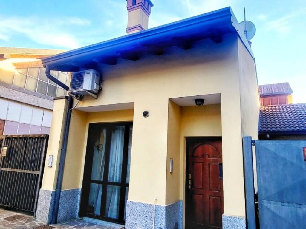 appartamento in vendita a Garbagnate Milanese