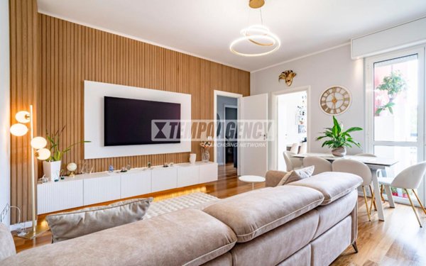 appartamento in vendita a Garbagnate Milanese