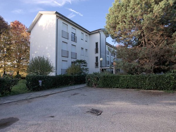 appartamento in vendita a Garbagnate Milanese