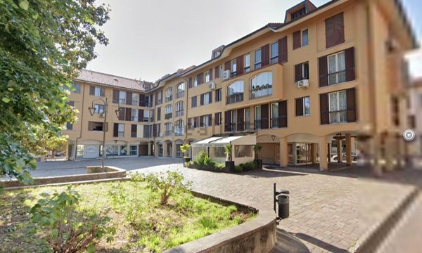 ufficio in vendita a Garbagnate Milanese
