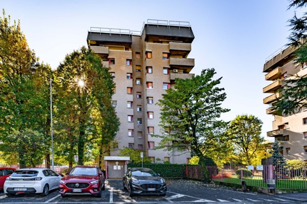 appartamento in vendita a Garbagnate Milanese